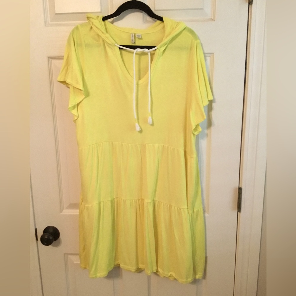 Yellow tiered summer dress with hood